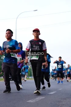 Runner Photo 4855612