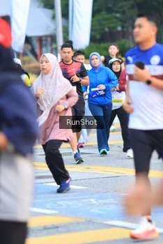 Runner Photo 4855633