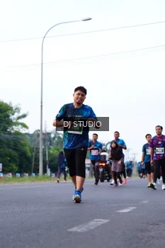 Runner Photo 4855647