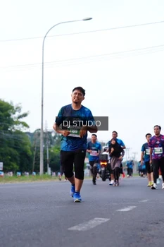 Runner Photo 4855658