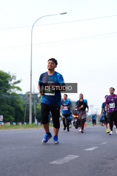 Runner Photo 4855667
