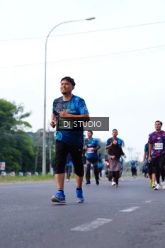 Runner Photo 4855669