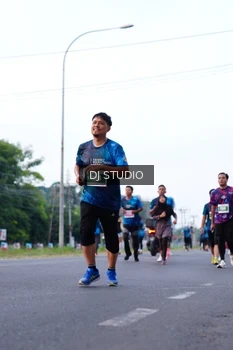 Runner Photo 4855676