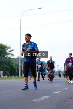 Runner Photo 4855678