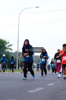 Runner Photo 4855715