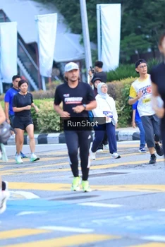 Runner Photo 4855791