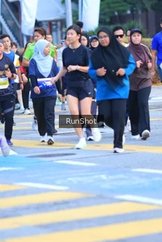 Runner Photo 4855911