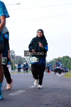 Runner Photo 4855935