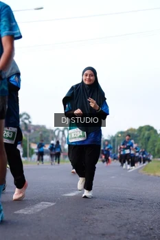 Runner Photo 4855936