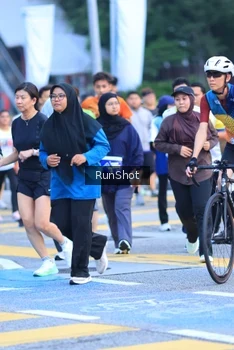 Runner Photo 4855972