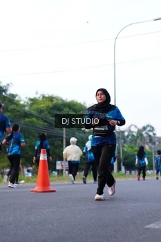 Runner Photo 4856000
