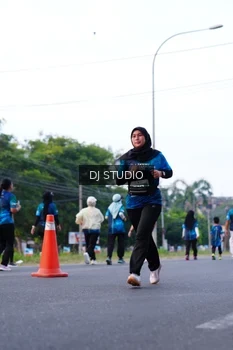 Runner Photo 4856007