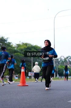 Runner Photo 4856012