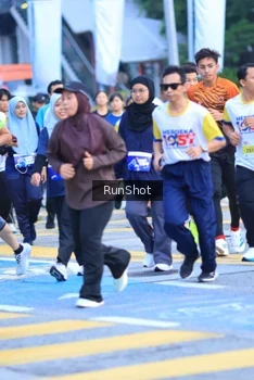 Runner Photo 4856018