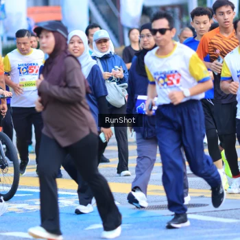 Runner Photo 4856024
