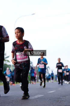 Runner Photo 4856071