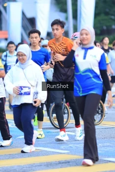 Runner Photo 4856077
