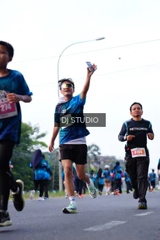 Runner Photo 4856086