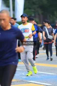 Runner Photo 4856143