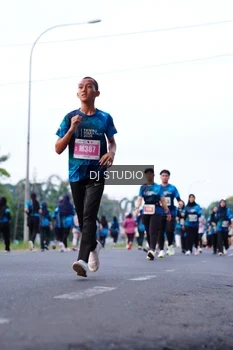 Runner Photo 4856149