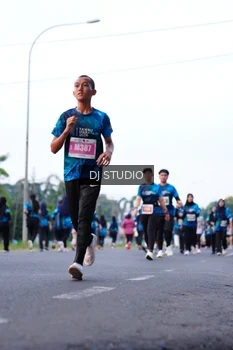 Runner Photo 4856150