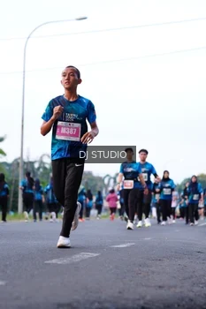 Runner Photo 4856158