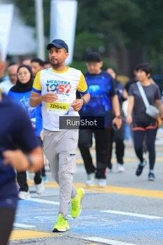 Runner Photo 4856159