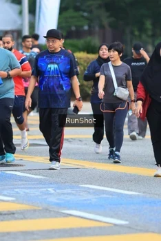 Runner Photo 4856168