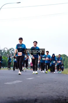 Runner Photo 4856186
