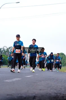 Runner Photo 4856201