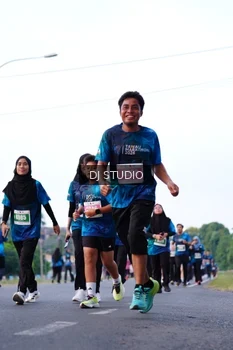Runner Photo 4856215