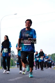 Runner Photo 4856231