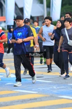 Runner Photo 4856235