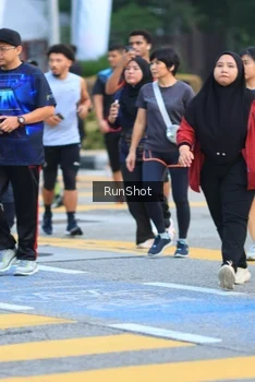 Runner Photo 4856244