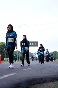 Runner Photo 4856250
