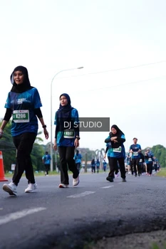 Runner Photo 4856260