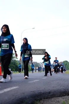 Runner Photo 4856272