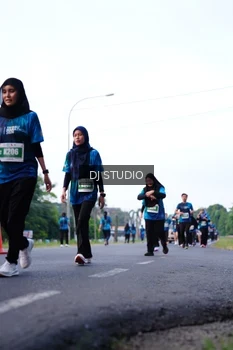 Runner Photo 4856275