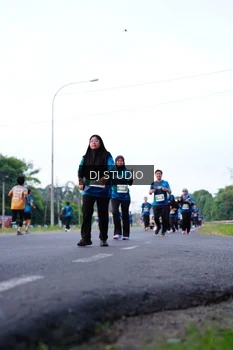 Runner Photo 4856295