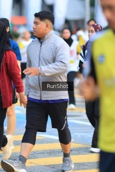 Runner Photo 4856314