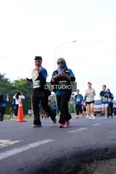 Runner Photo 4856344