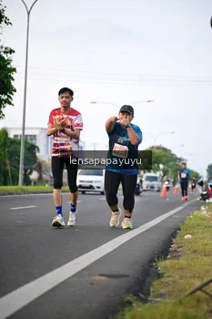 Runner Photo 4856348
