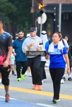 Runner Photo 4856438