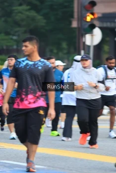 Runner Photo 4856449