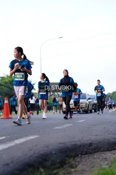 Runner Photo 4856459
