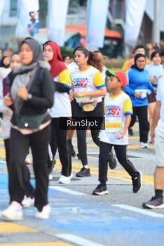 Runner Photo 4856463