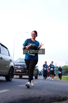 Runner Photo 4856513