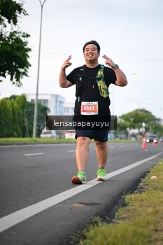 Runner Photo 4856556