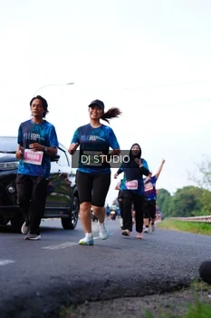 Runner Photo 4856581