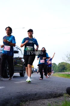 Runner Photo 4856592